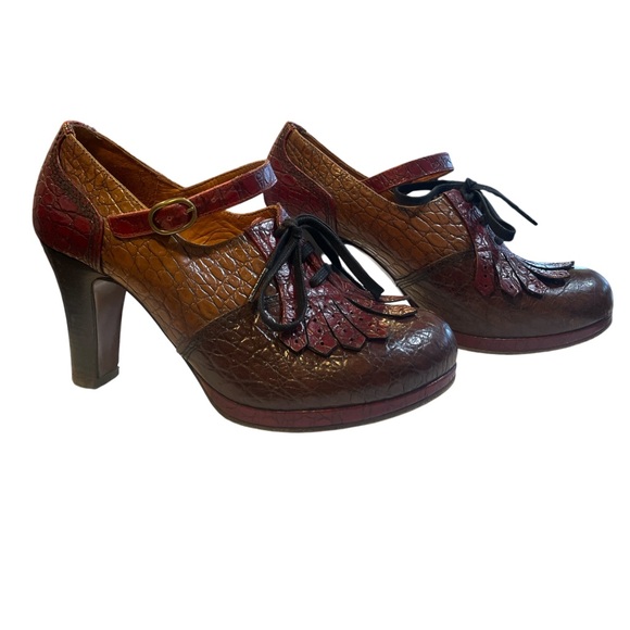 Vintage Chic Mihara Brown and Red Women's Shoes - Picture 3 of 13
